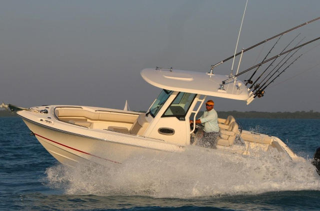 Boston Whaler 250 Outrage