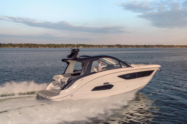 Sea Ray Sundancer 370 US